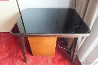 Prodám konferenční stolek zn. THONET - 2
