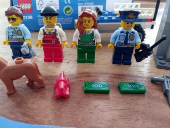Lego CITY 60136 - 2
