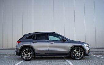 Mercedes-Benz GLA 200 d 4MATIC A/T - 2