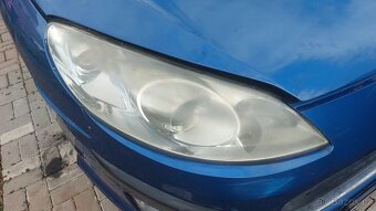 Predni svetna peugeot 407 - 2