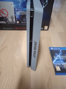 PlayStation 4 - Star Wars Battlefront II Limited Edition - 2