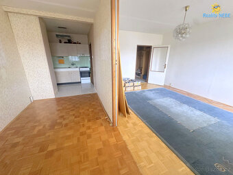 Pronájem bytu 2+kk 45m balkon Praha 3 Nad Ohradou - 2