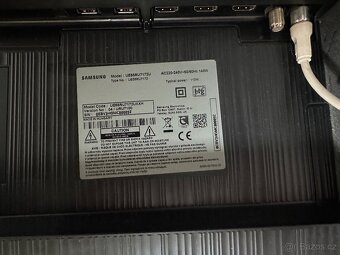 TV 55" Samsung UE55RU7172 (139 cm) - 2