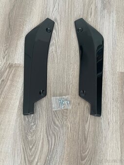 Octavia 3 rs boční lišty na zadní nárazník - 2