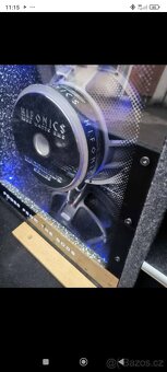 Subwoofer hifinics - 2