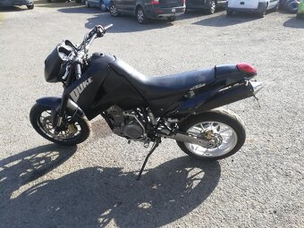 KTM 640 Duke - 2