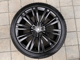 Originál Škoda Canopus 8x19 R19 235/40 R19 - 2