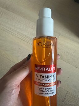 Revitalift foam cleanser-NOVE - 2