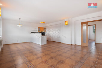 Prodej bytu 5+1 a větší, 143 m², Praha, ul. Na Farkáně III - 2