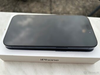 PRODÁM IPHONE 15 PRO 256 GB - TOP STAV - 2