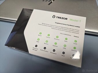 Trezor model T - 2