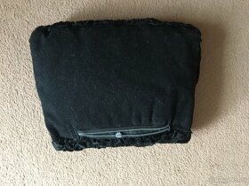 Starý rukávník - 2