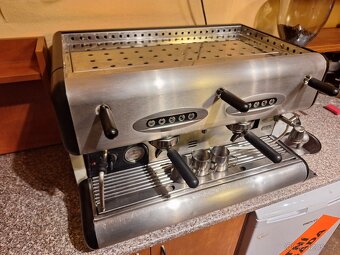 ☕ Profesionální kávovar SM-dvojpáka s kapučinátorem, mlýnek - 2