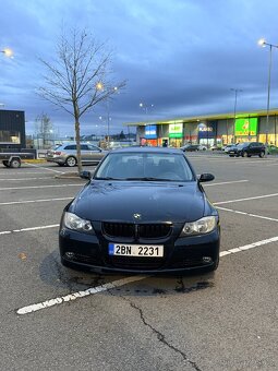 Bmw e90 320i 110kw - 2
