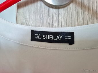 Halenka s pericky - 2