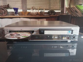Philips MX5100VR/37 DVD video/VCR kombo domácí FM/MW rádiový - 2