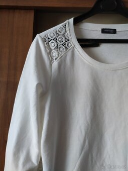 hezká bílá halenka - 2