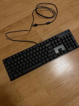 Cooler Master Černá Herní Klávesnice - 2