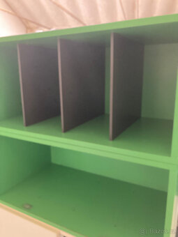 Skříň, skříňka kombinovaná se zámkem, knihovna 1.000 kč - 2