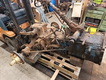 Kompletní podvozek Zetor super 35 - 2