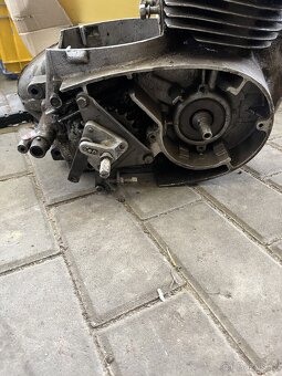 Motor Jawa 250/ 353 - 2