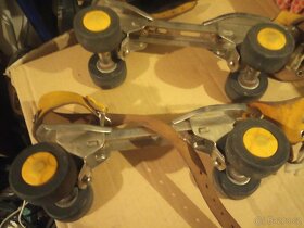 Retro kolečkové brusle - 2