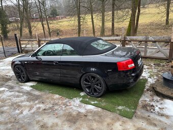 Audi A4 Cabrio 2.5 TDI manuál - 2