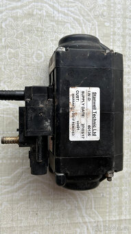 PUMPA pneumatická FLOJET - 2