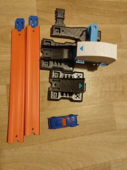 Hot wheels dráha - 2