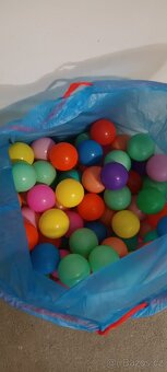 Plastové míčky - 2