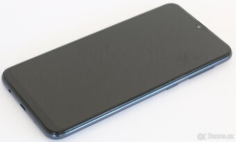 Samsung A10 - pěkný stav - 2