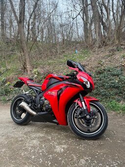 Honda Cbr1000rr - 2