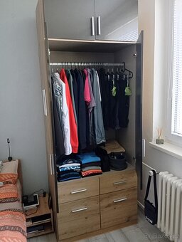 Šatní skříň s nástavcem - 2