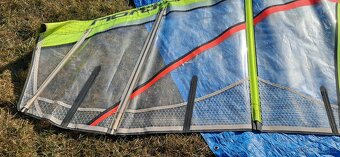NorthSail plachta 5.8 windsurf lehké poškození - 2