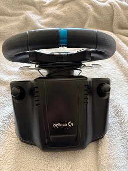 Logitech g29 (volant, pedály, řadička) - 2