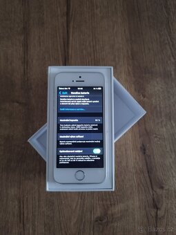 IPHONE SE 2016 32 GB Silver - 2