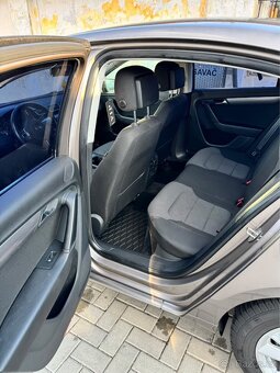 Interiér passat B 7 sedan - 2