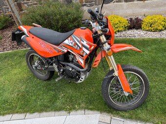 Yuki 125 SM - 2