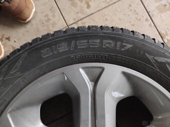 215/55R17 celoroční - 2