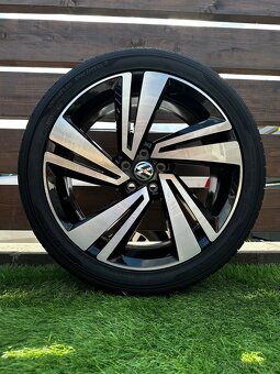 Alu kola 5x100 r18 s letním pneu (crosb) - 2