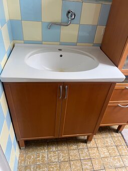 Koupelnová umývadlová skríňka - 2