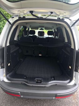 Prodám Ford Galaxy 2.0Dtci 103kw najeto 214.031km - 2