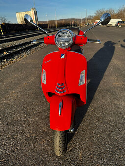 Vespa GTS 125 - 2
