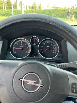 ASTRA H 1,9 SPORT 110 kw - 2
