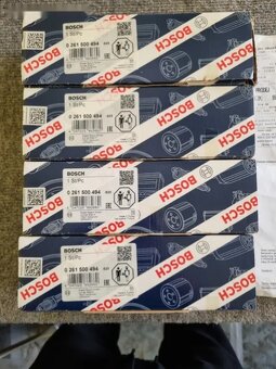 4x Vstřikovací ventil BOSCH 0 261 500 494 - 2