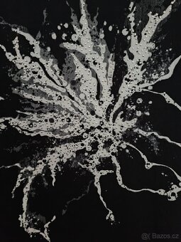 Moc pěkné tričko vel. 56/58 - 2