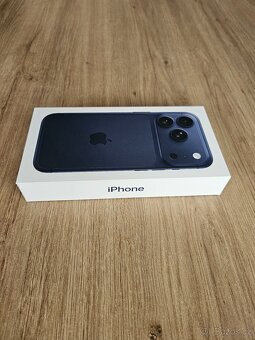 Apple iPhone 17 PRO 256 GB kosmicky oranžová - 2