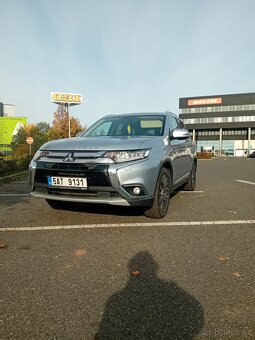 Mitsubishi outlander 2.2 tdi 7mist rv 2017 - 2