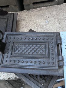 Litinová kamnová dvířka Jedna se o 5 kusů viz foto - 2