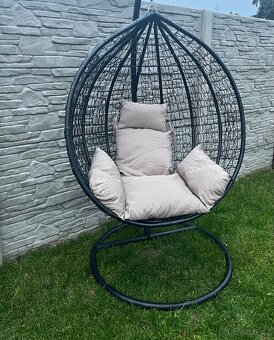 Závěsné křeslo. Top stav. 3000kč - 2